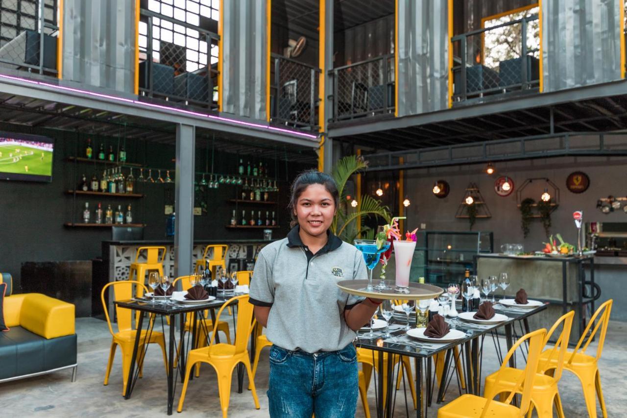 White Rabbit Hostel 暹粒 外观 照片