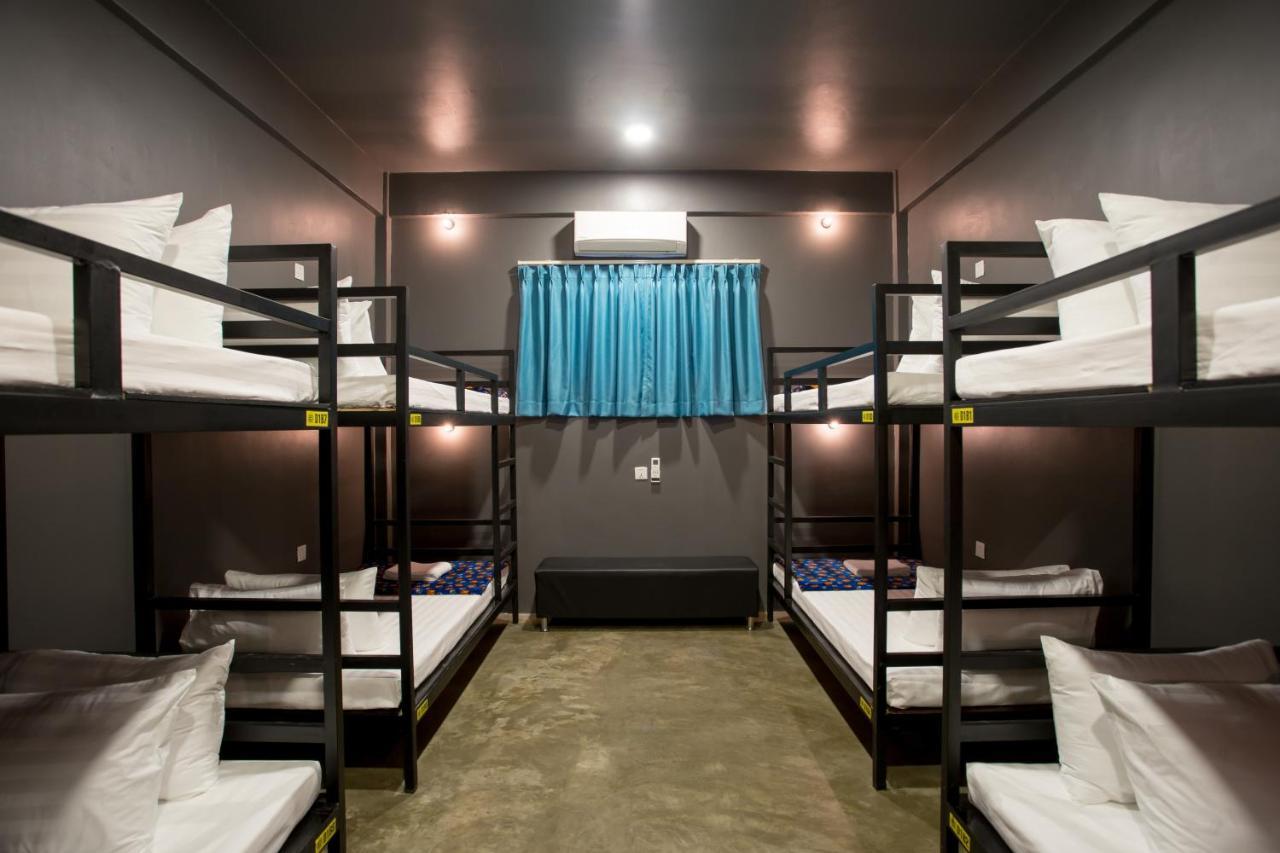 White Rabbit Hostel 暹粒 外观 照片